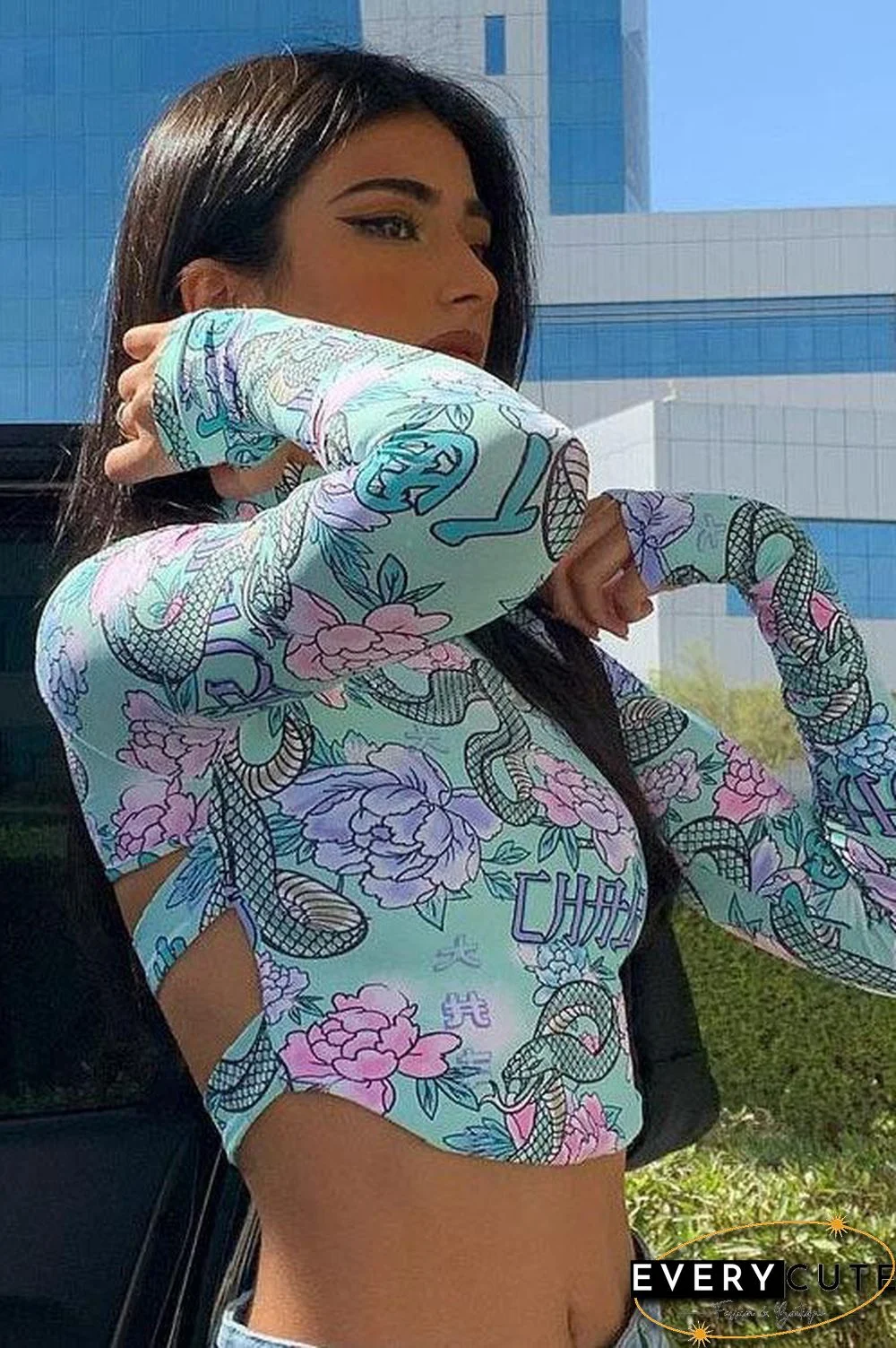 Women's Print Elastic Crop Cut Out Top