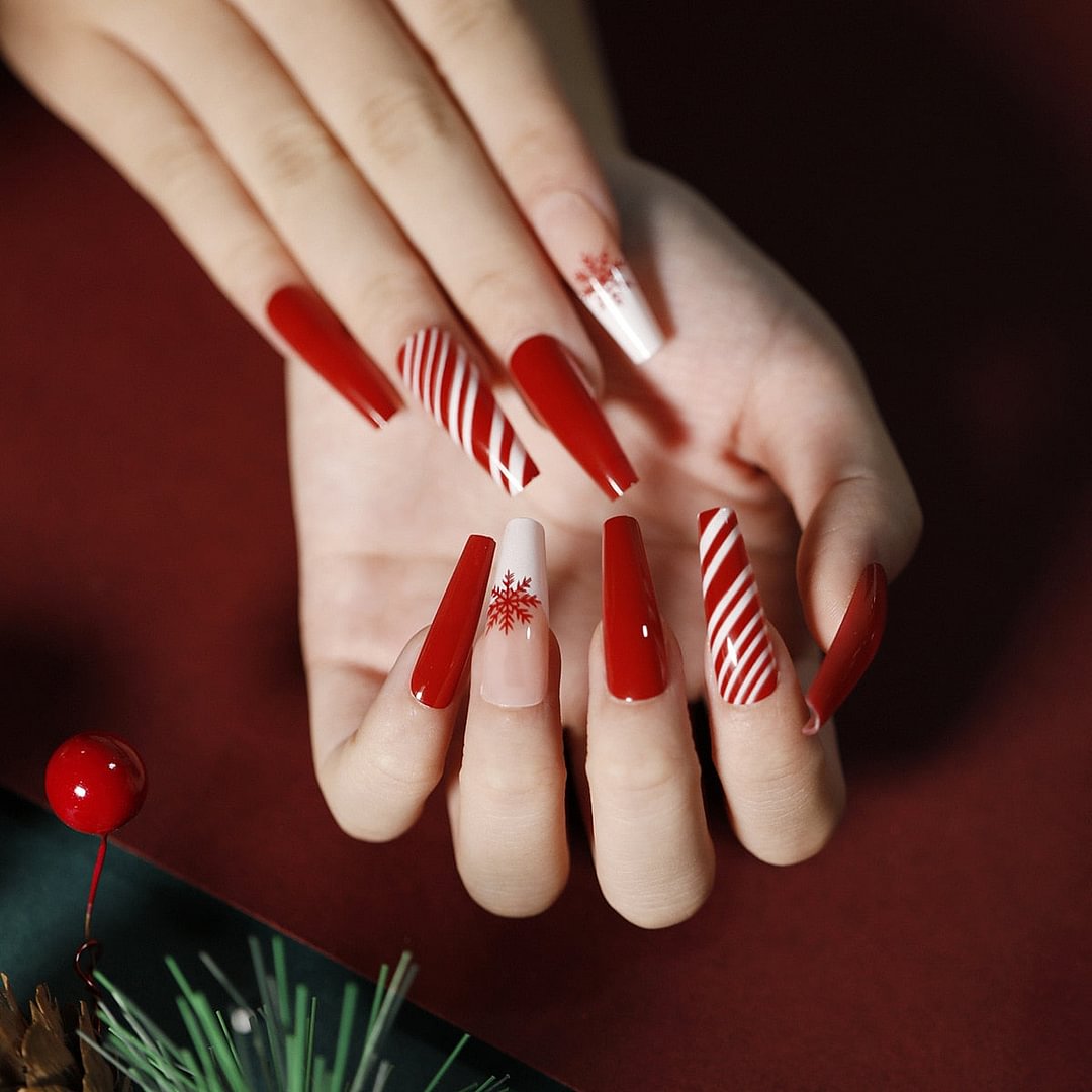 Christmas Long Ballerina Coffin Fake Nails Snowflake Full Cover Press on Fake Nails New Year Hand Practice Manicure Tips Z1348