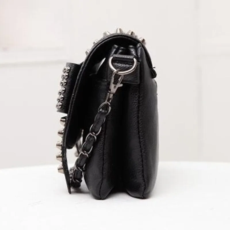 New Punk Women Black Leather Messenger Top Handle Crossbody Bags Fashion Vintage Skull Rivets Shoulder Bags Sac A Main Bolsa