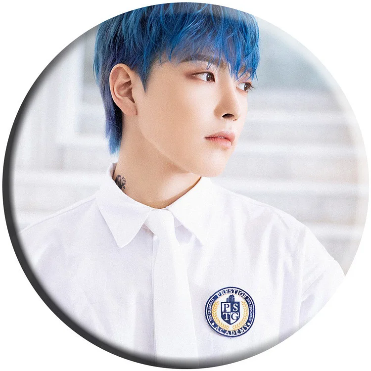 ATEEZ THE WORLD EP.2 : OUTLAW Photo Badge Mirror Keychain officialateezshop