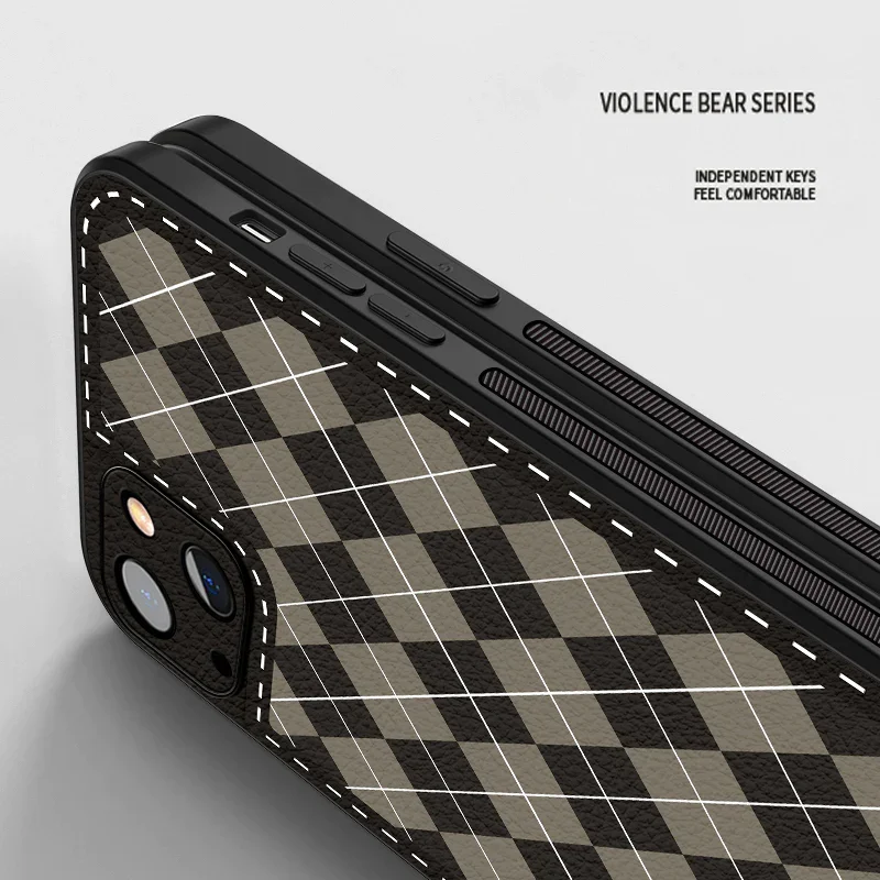 Checkerboard Peel Apple 13/14 Series Phone Case
