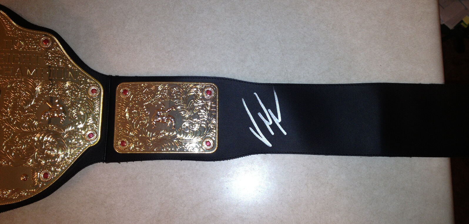 WWE VINCE MCMAHON Signed World Heavyweight Belt BECKETT G85652