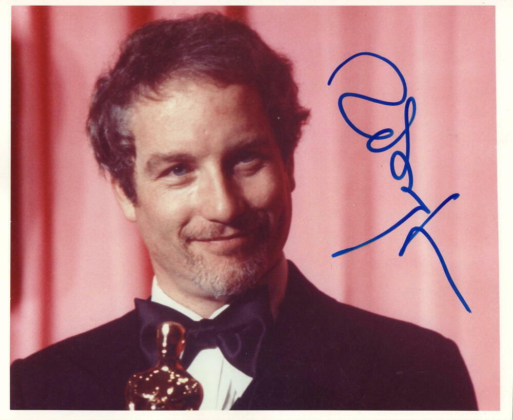 RICHARD DREYFUSS SIGNED AUTOGRAPH 8X10 Photo Poster painting - JAWS STAR HOLING HIS OSCAR RARE!