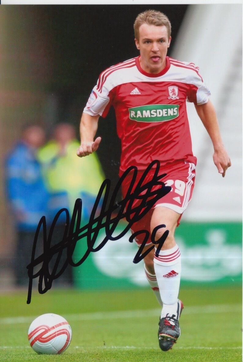 MIDDLESBROUGH HAND SIGNED TONY MCMAHON 6X4 Photo Poster painting.