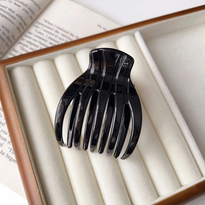 Minimalist Women’s Solid Color Plastic Resin Stoving Varnish Hair Claws