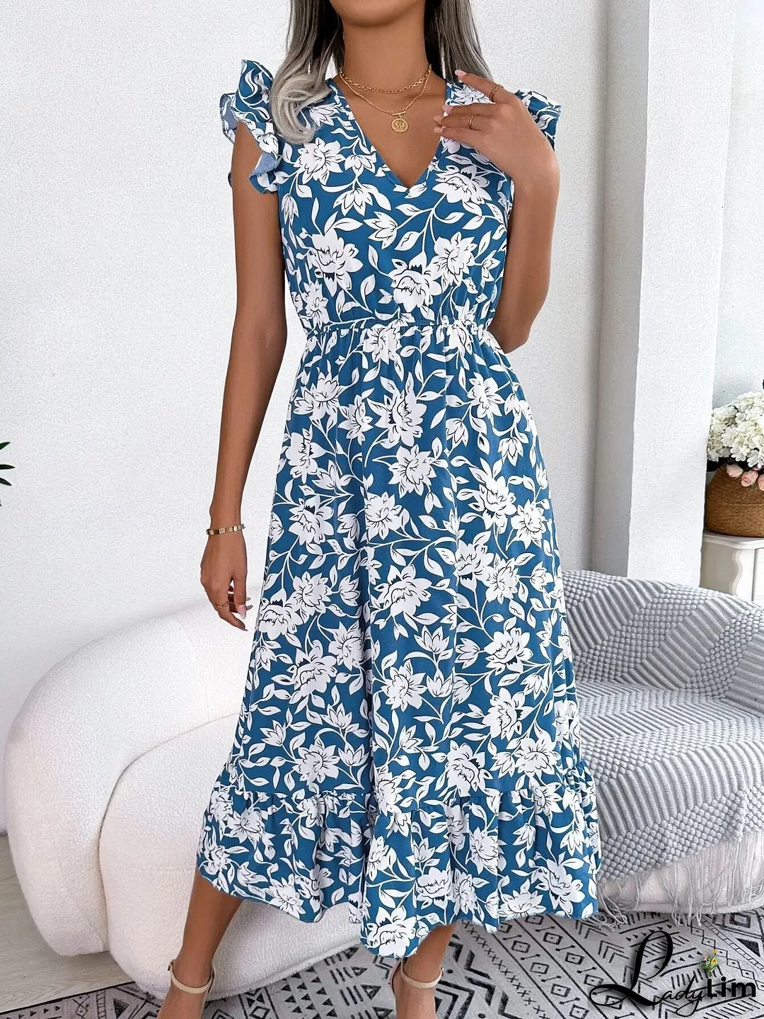 Classic and Comfortable winter Dress