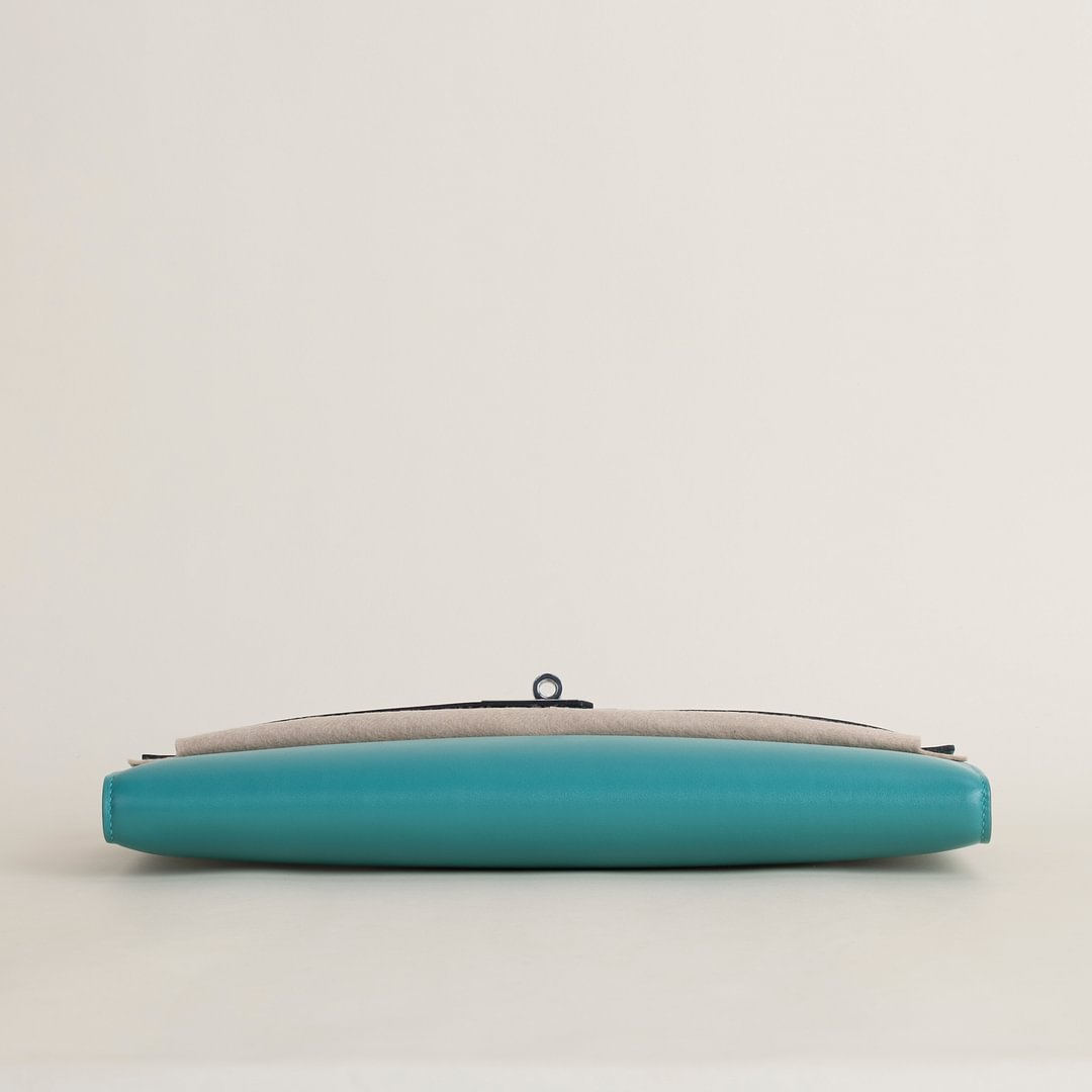 Kelly cut  Swift 7F Blue Paon PHW