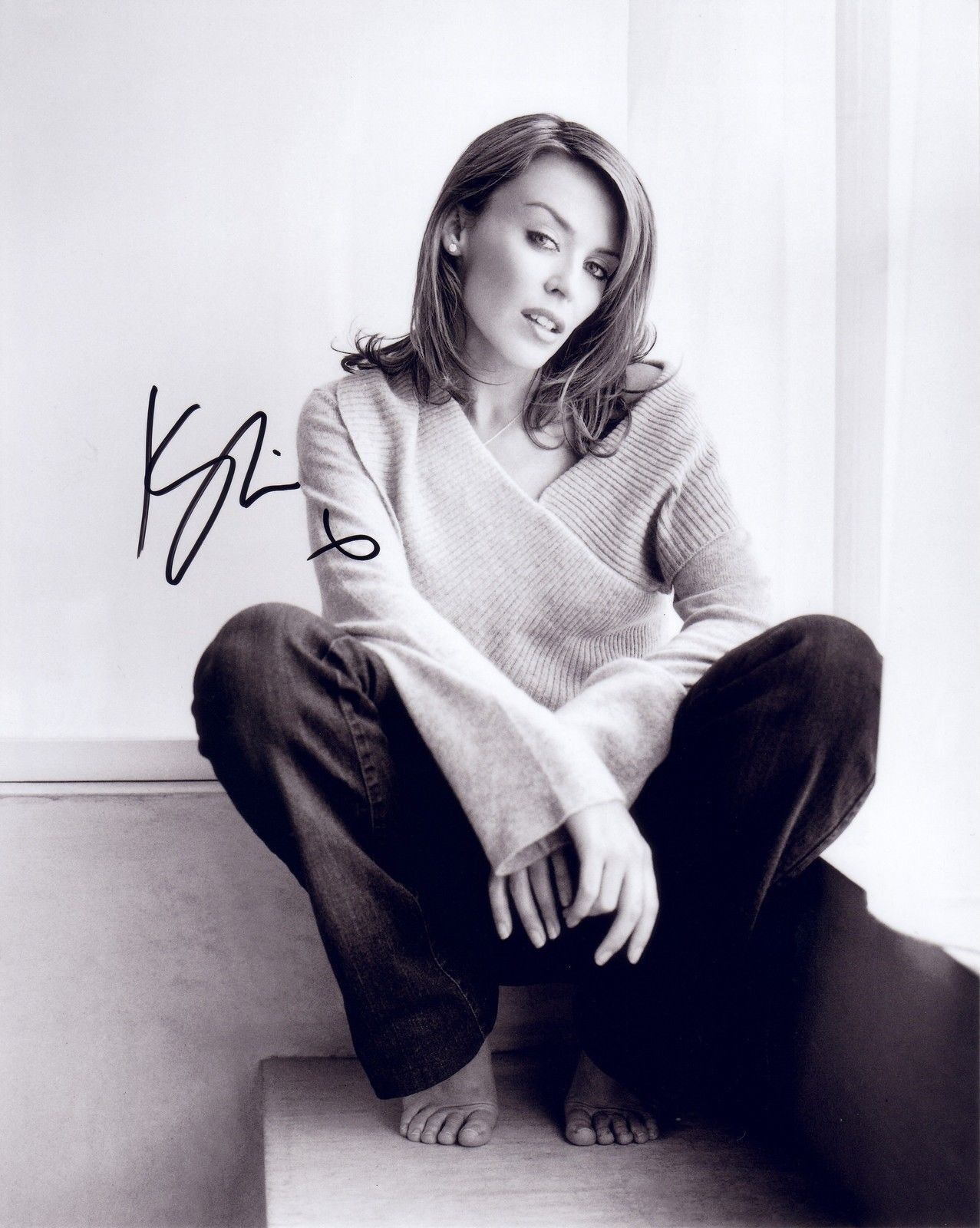 KYLIE MINOGUE AUTOGRAPH SIGNED PP Photo Poster painting POSTER