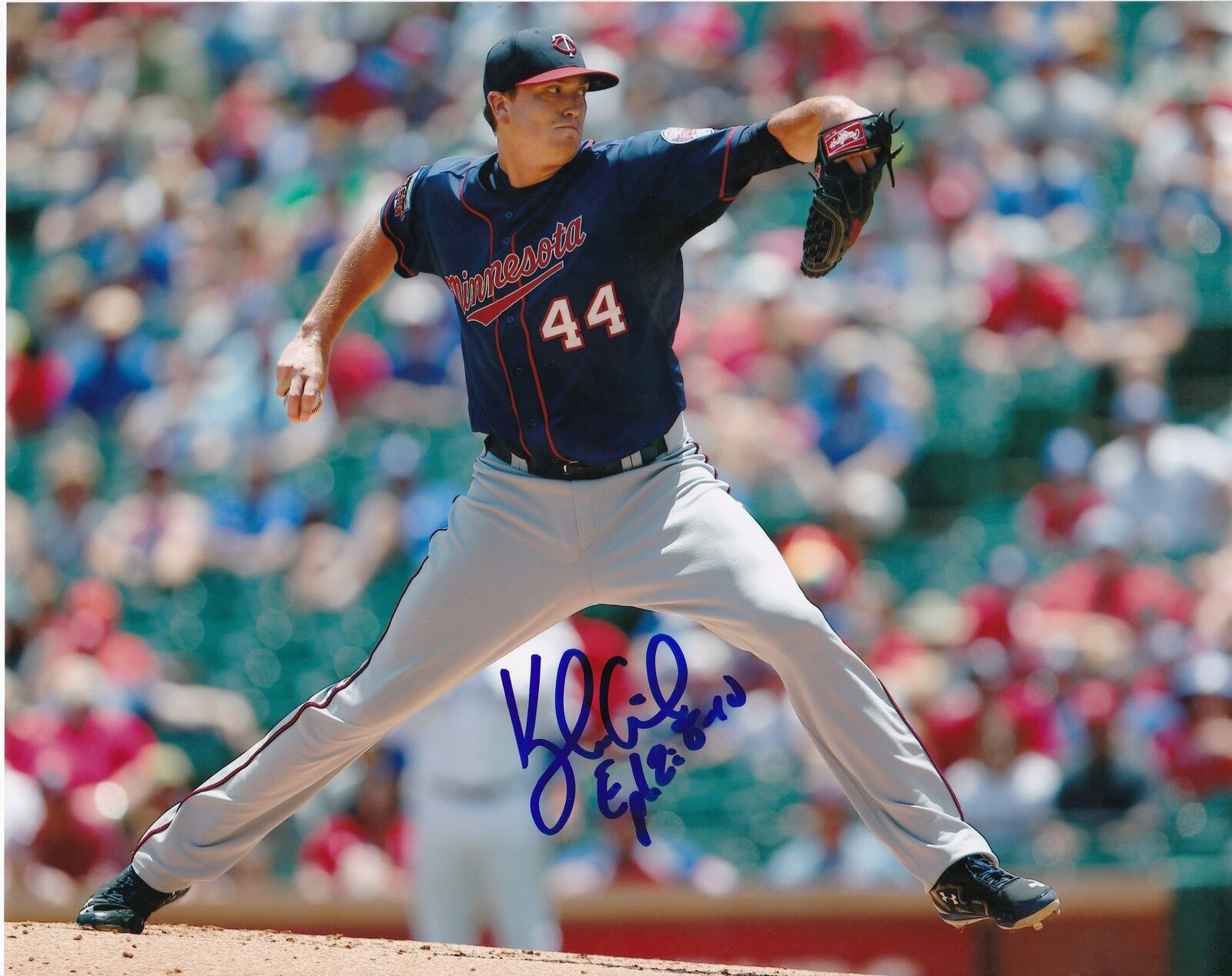 KYLE GIBSON MINNESOTA TWINS ACTION SIGNED 8x10