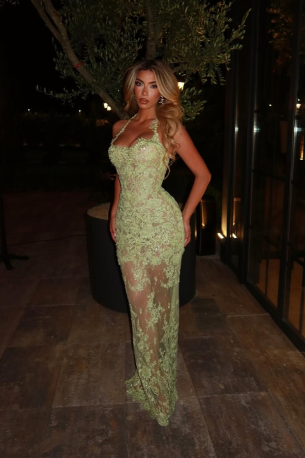 Lussooy Glamorous Lace Halter Sleeveless Long Strapless Prom Dress  