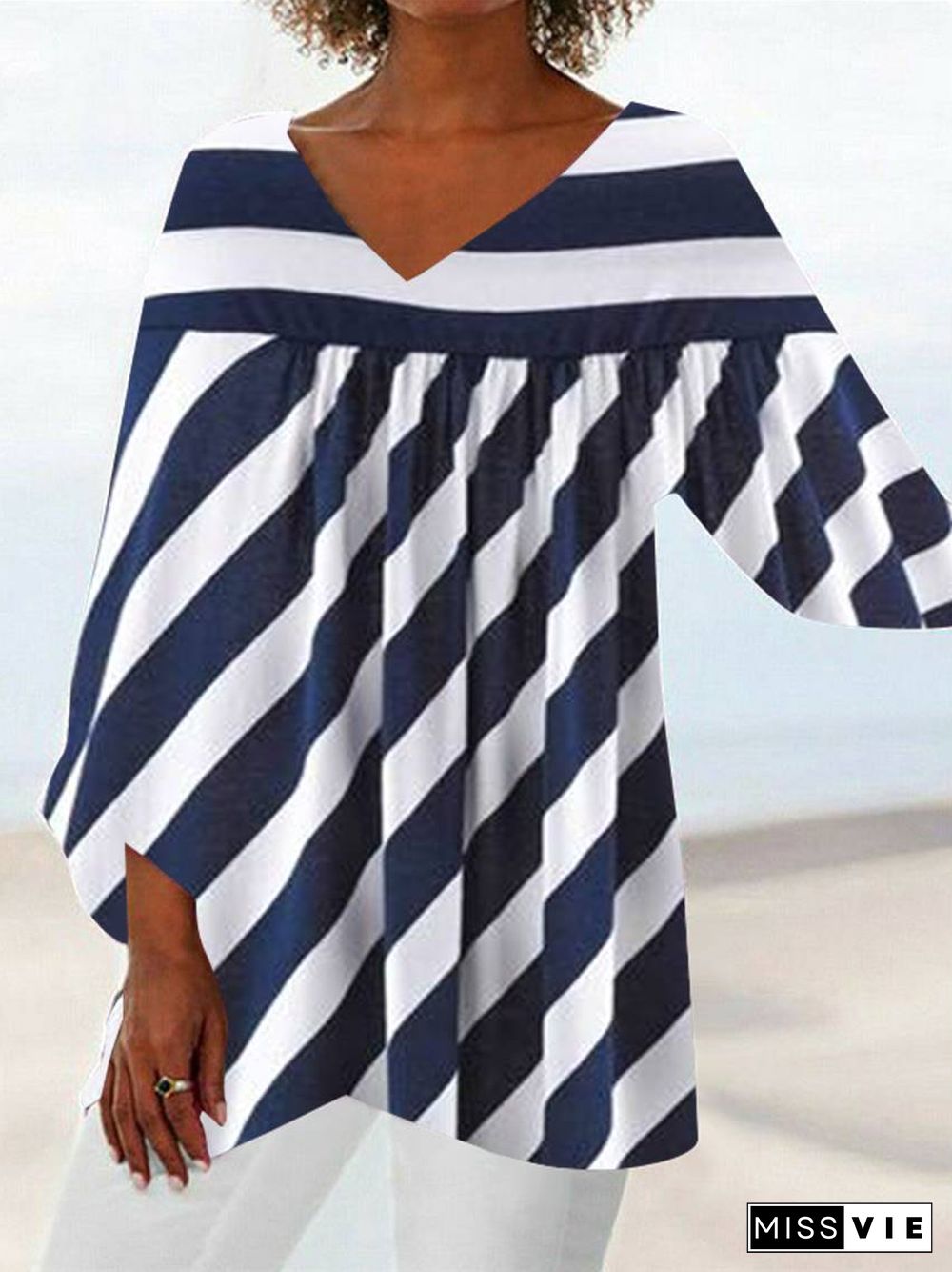 Women's V-Neck Long Sleeve Printed Tops