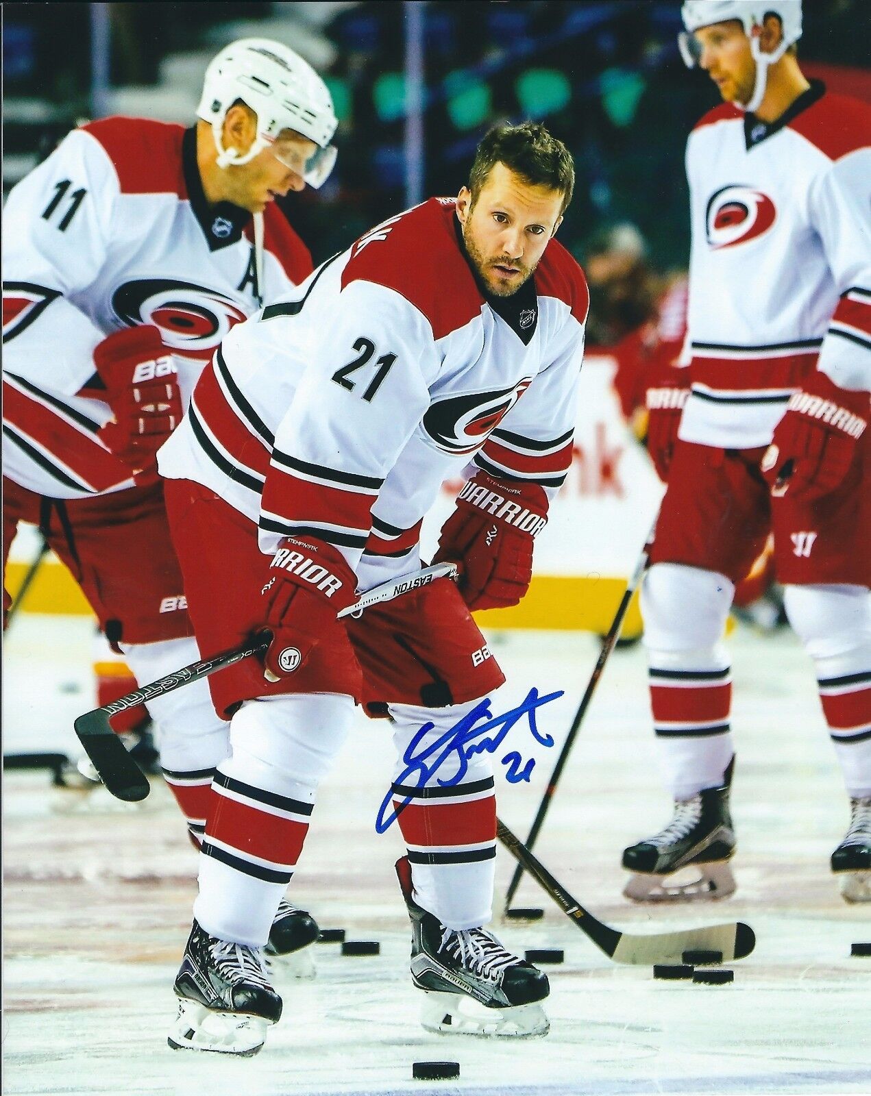 Autographed 8x10 LEE STEMPNIAK Carolina Hurricanes Photo Poster painting - COA