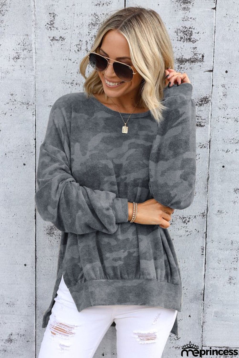 High-low Edge Camo Print Sweatshirt