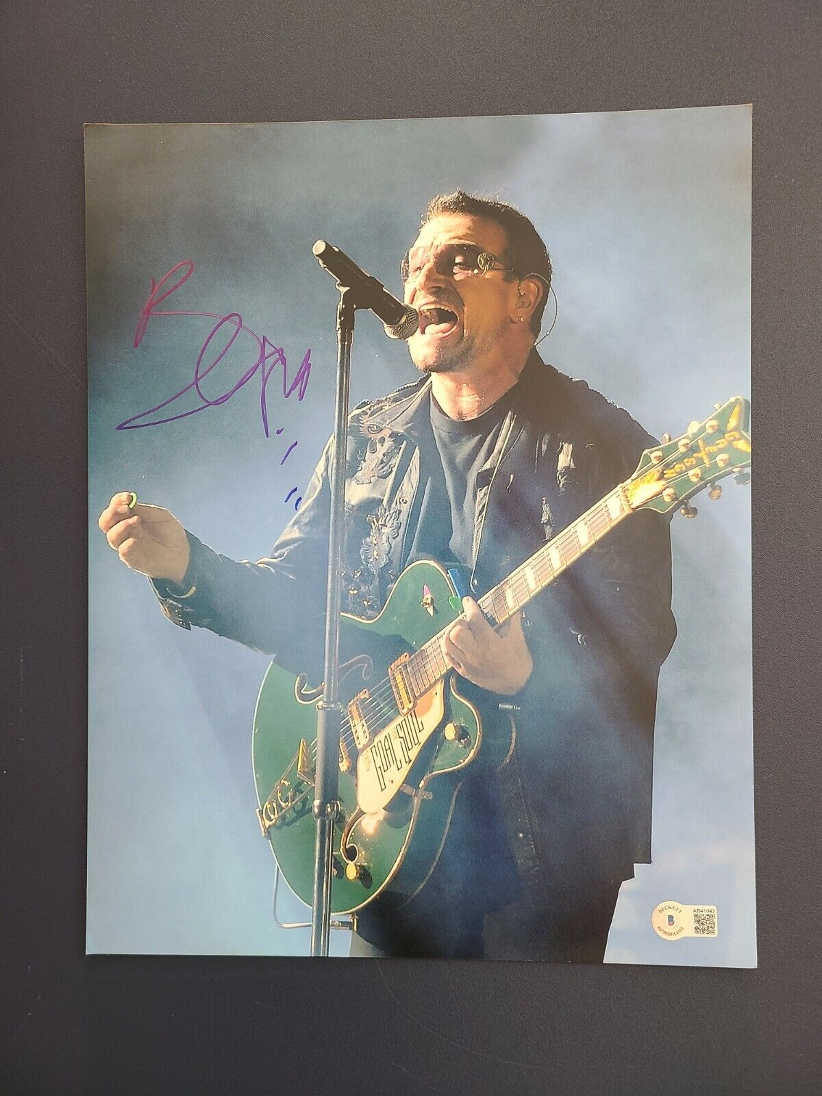 BONO signed 11x14 U2 Photo Poster painting Beckett BAS LOA