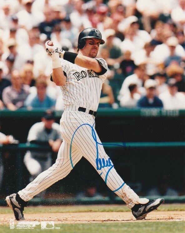LARRY WALKER SIGNED COLORADO ROCKIES 8x10 Photo Poster painting! HOF Autograph EXACT PROOF