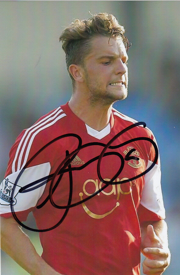 SOUTHAMPTON HAND SIGNED JAY RODRIGUEZ 6X4 Photo Poster painting 6.