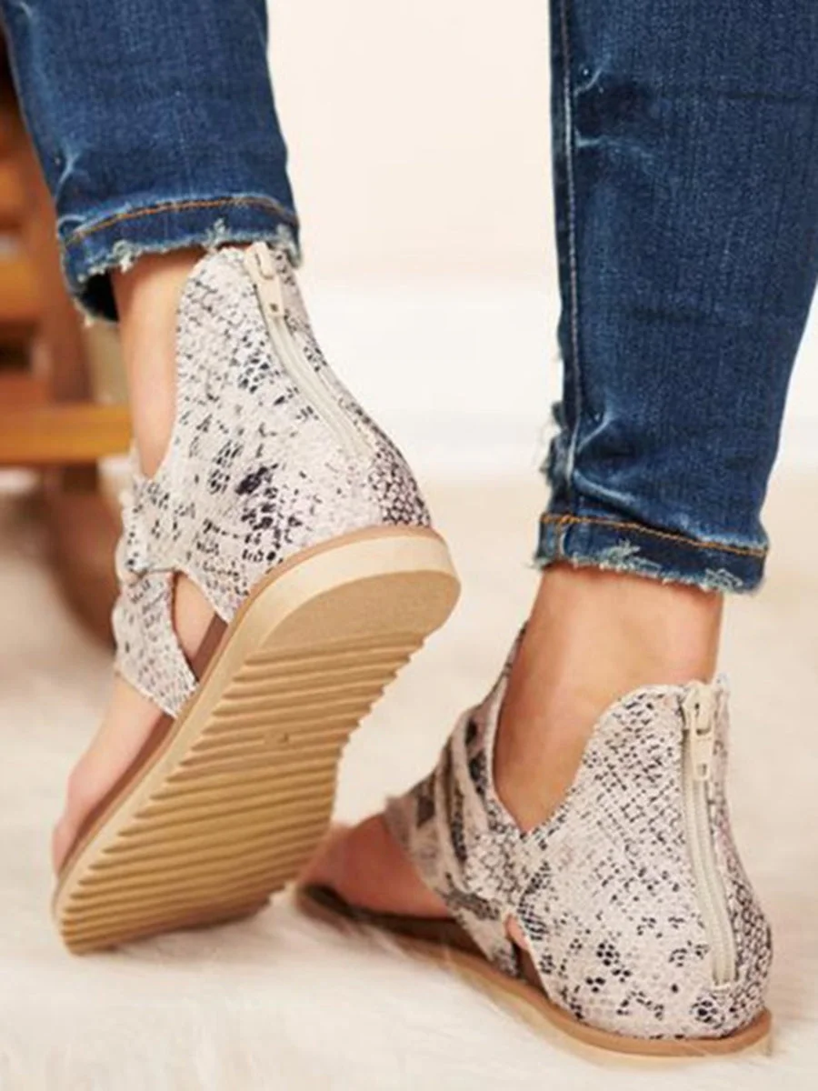 Leopard Printed Zipper Flat Sandals