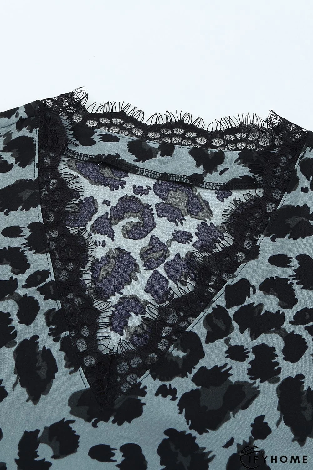 Green White/Apricot Floral Scalloped V Neck Short Sleeves Top Black Polka Dot Scalloped V Neck Short Sleeves Top Green Leopard Scalloped V Neck Short Sleeves Top | IFYHOME