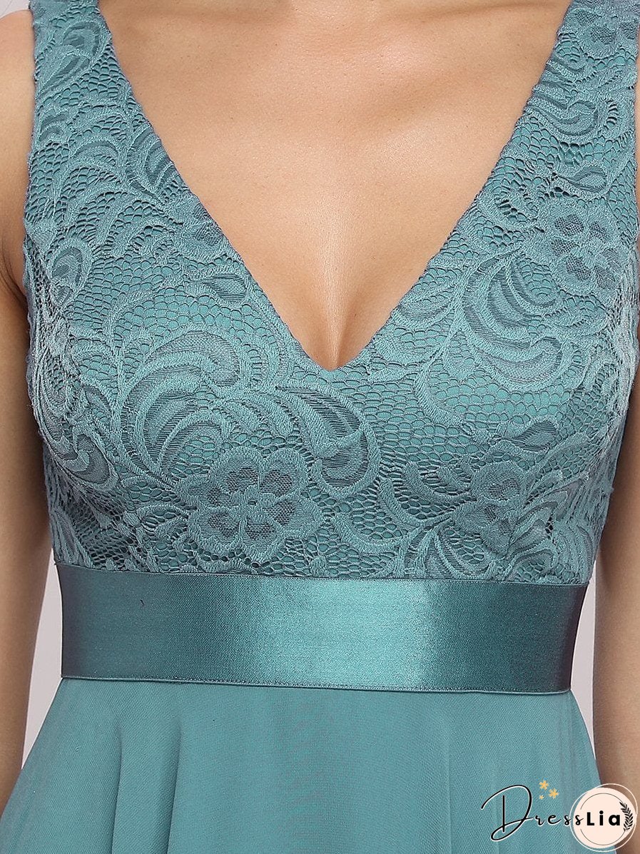 Captivating Deep V Neck A-line Sleeveless Dress with Asymmetrical Hem