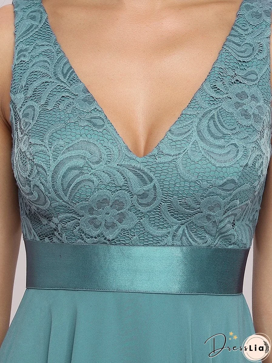 Captivating Deep V Neck A-line Sleeveless Dress with Asymmetrical Hem