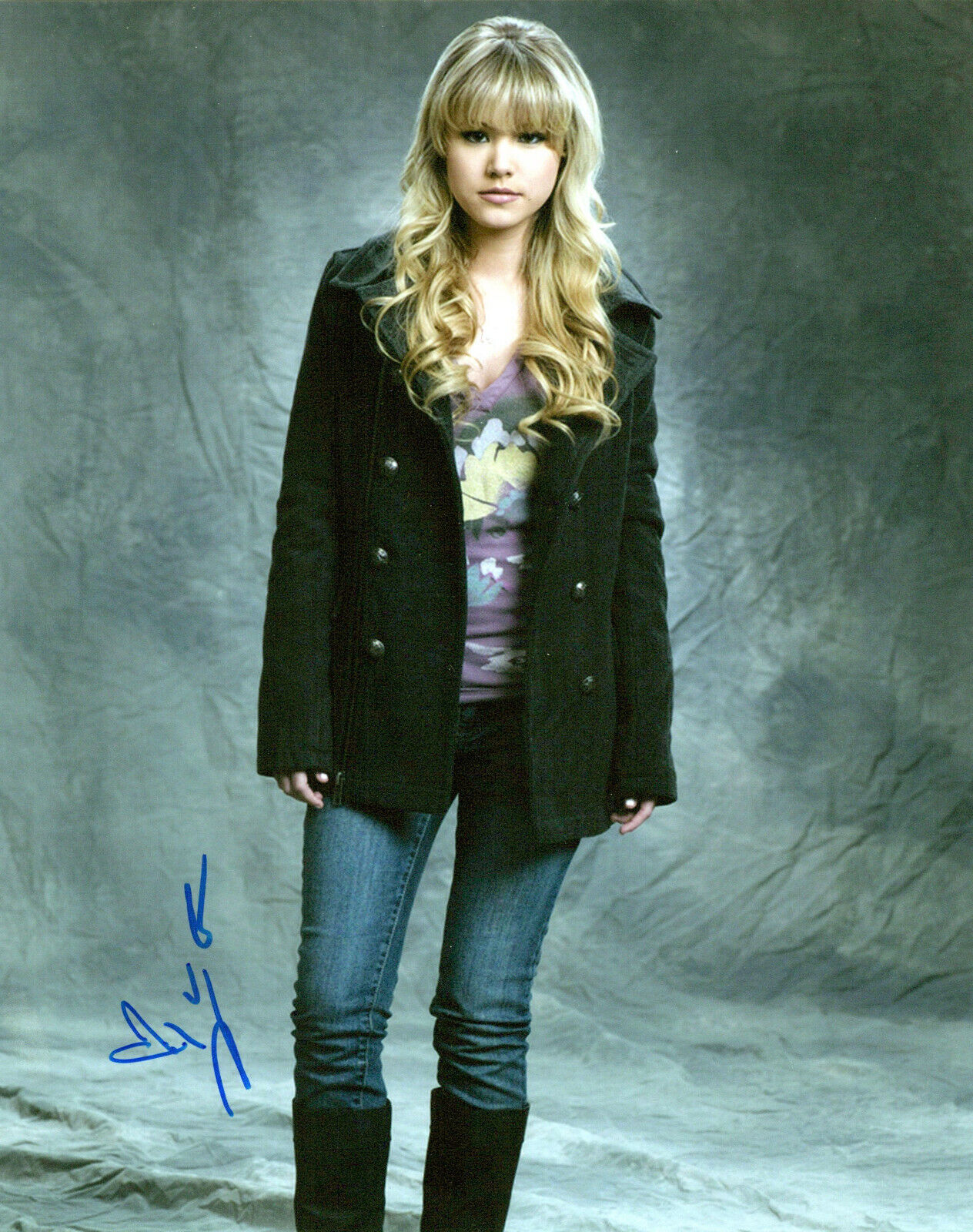 Taylor Spreitler glamour shot autographed Photo Poster painting signed 8x10 #1