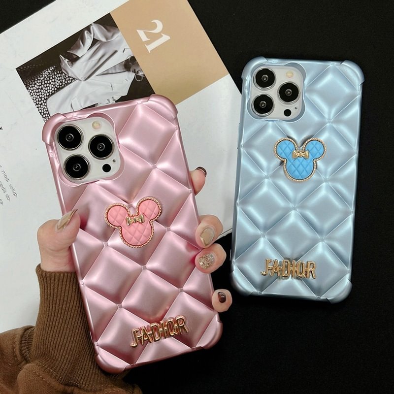 Luxury Small Fragrance Bear Pattern Soft Shell For iPhone