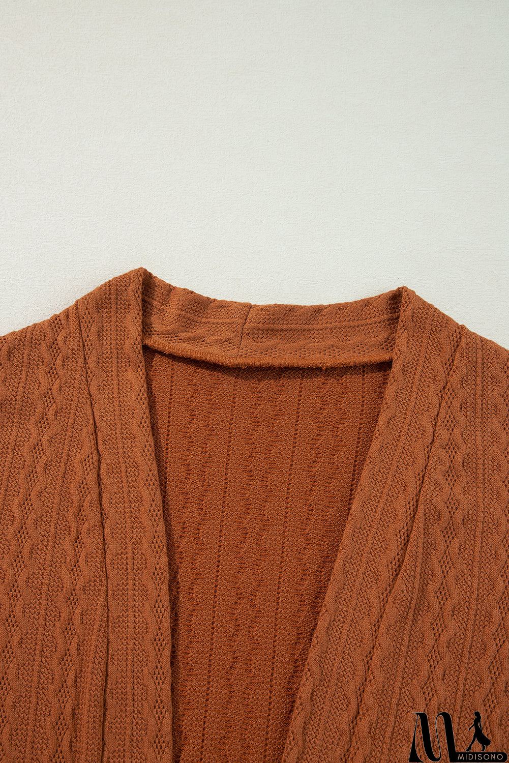 MidiSono - Simple and Stylish winter Cardigan