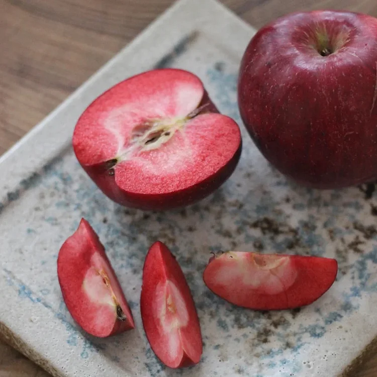Red Apple Seeds