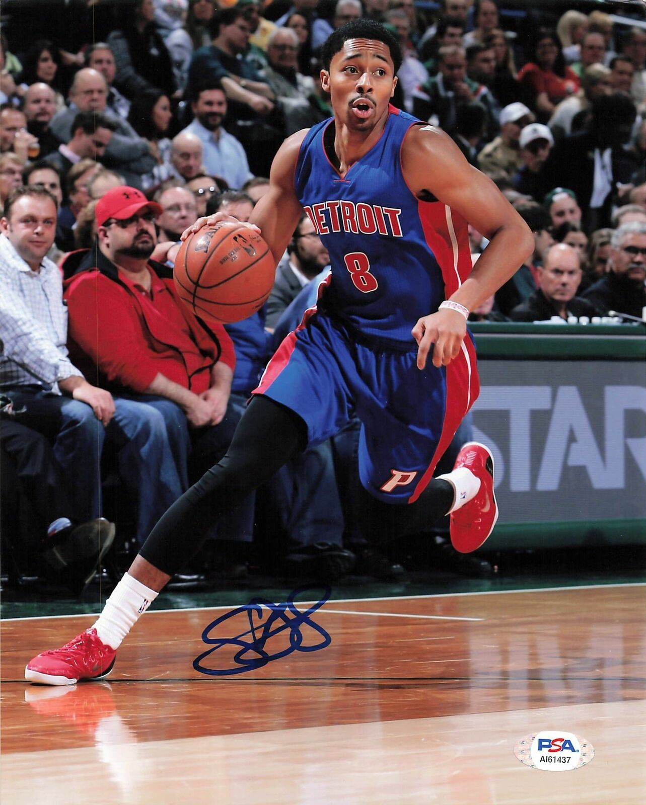 Spencer Dinwiddie signed 8x10 Photo Poster painting PSA/DNA Detroit Pistons Autographed