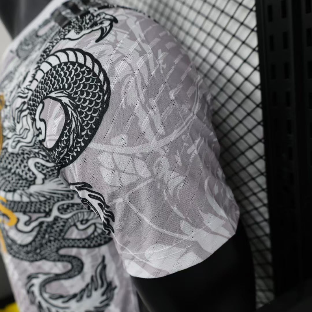 24/25 Real Madrid Special Edition Player Version Football T-Shirt Thai Quality