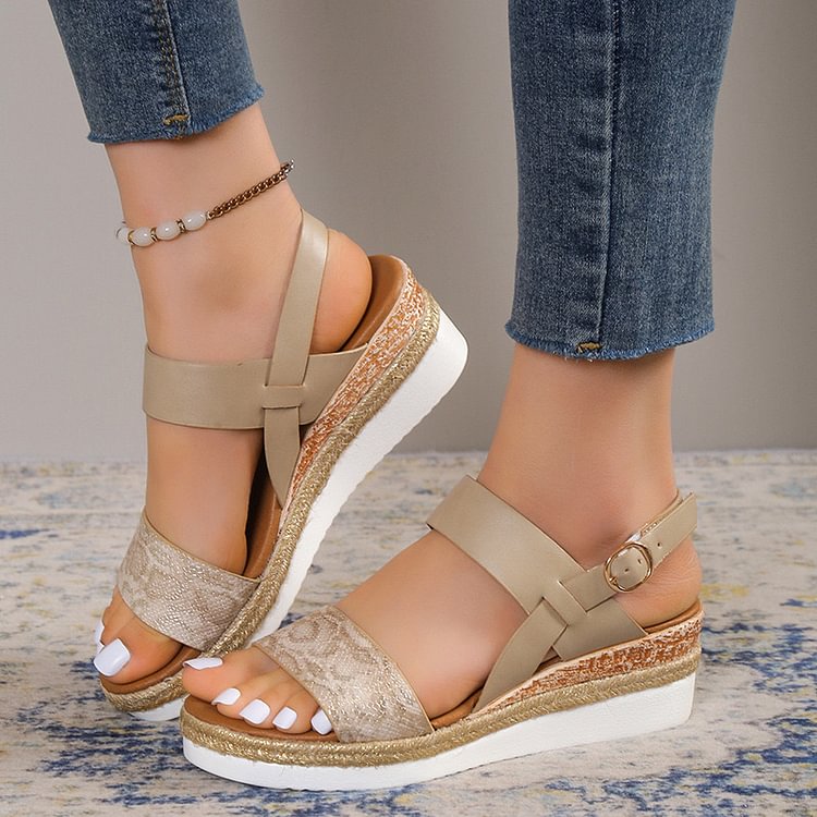 🔥Last Day 70% OFF -Women's Chunky Platform Classic Leather Sandals