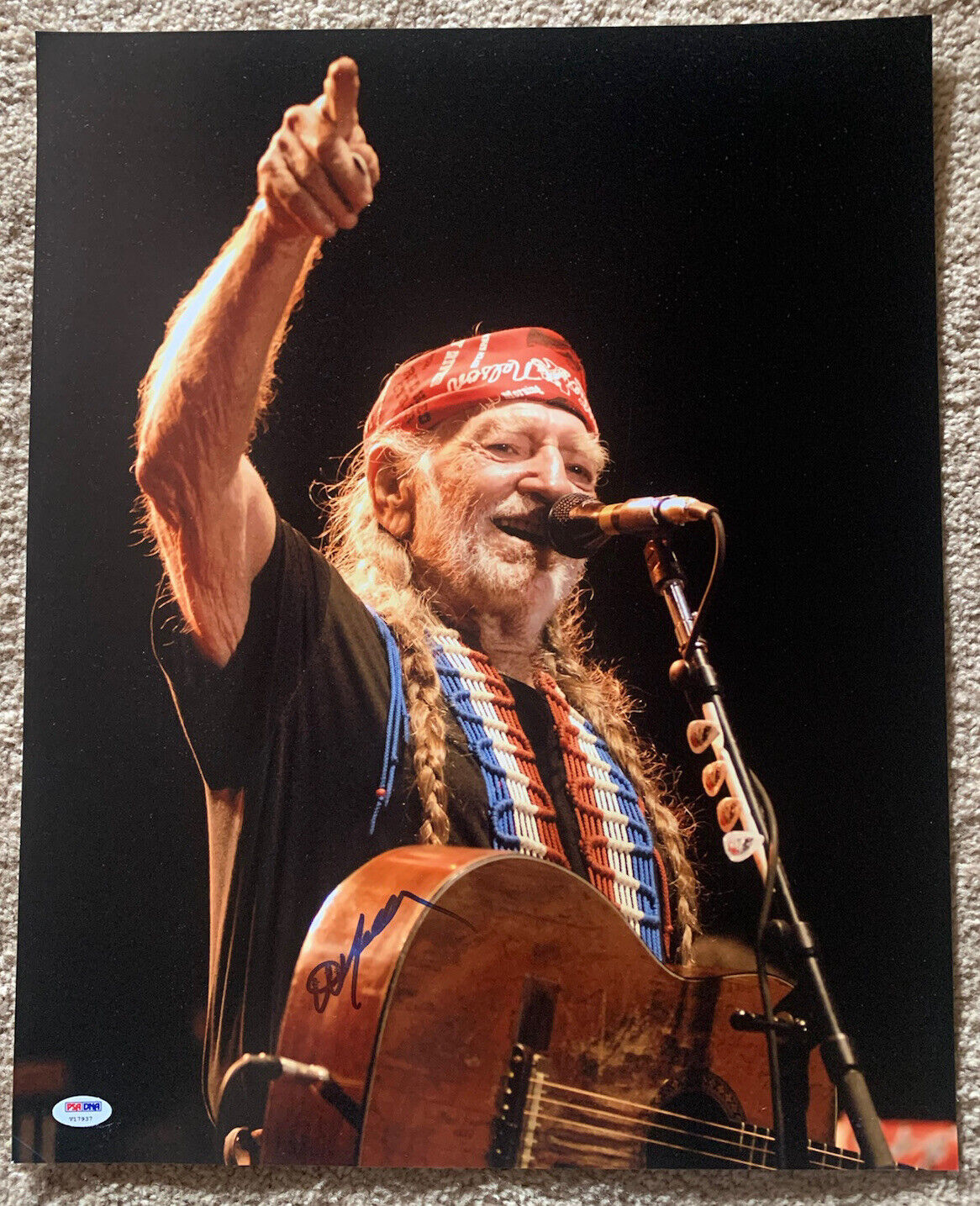 Willie Nelson #11 HUGE IP Signed Autographed 16x20 Photo Poster painting PSA Certified G1