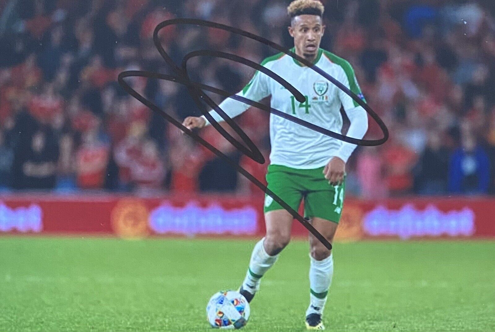 Callum Robinson Genuine Hand Signed Ireland 6X4 Photo Poster painting