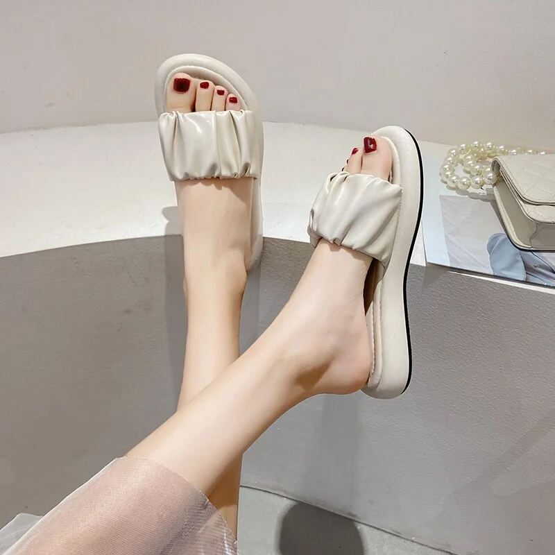 Qengg Summer New Small Fresh Women's Shoes Wear Pleated Thick Bottom Holiday Beach One Word Comfortable Sandals and Slippers