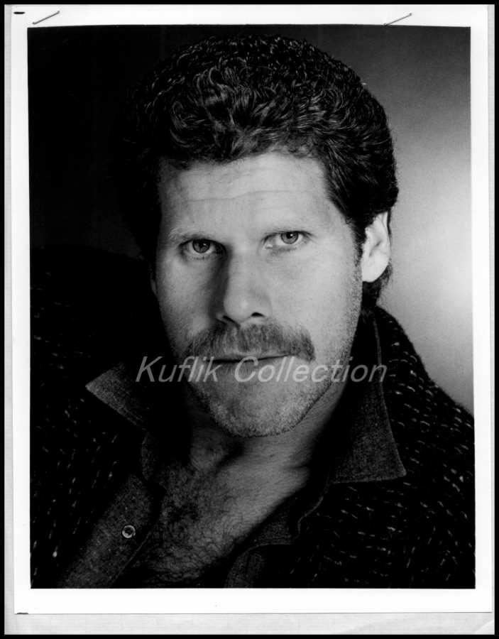 Ron Perlman - 8x10 Headshot Photo Poster painting w/ Resume - Hellboy - Sons of Anarchy