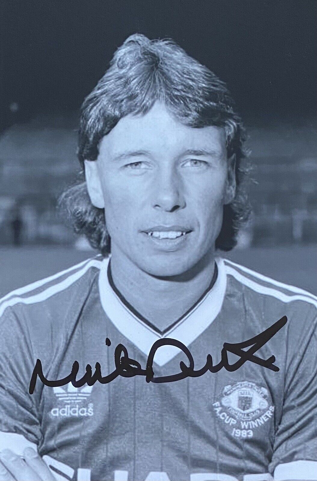 Mike Duxbury Genuine Hand Signed Manchester United 6X4 Photo Poster painting 16