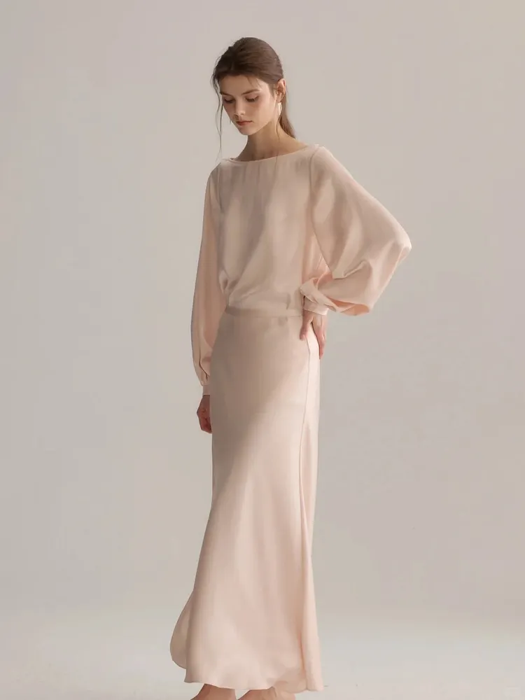 Light pink long-sleeved dress