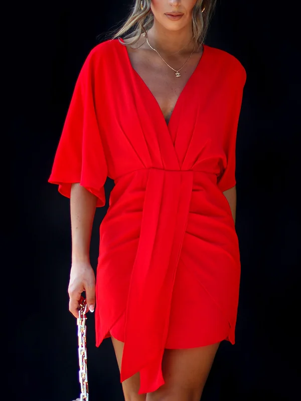 Split-Joint Solid Color Pleated Skinny Batwing Sleeves V-Neck Mini Dresses