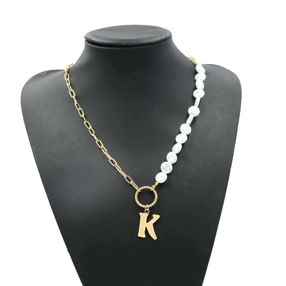 Dvacaman Retro Simple Pearl Letter Pendant Initial Necklace for Women Boho Statement Multi Layered Chunky Chain Necklace Jewelry
