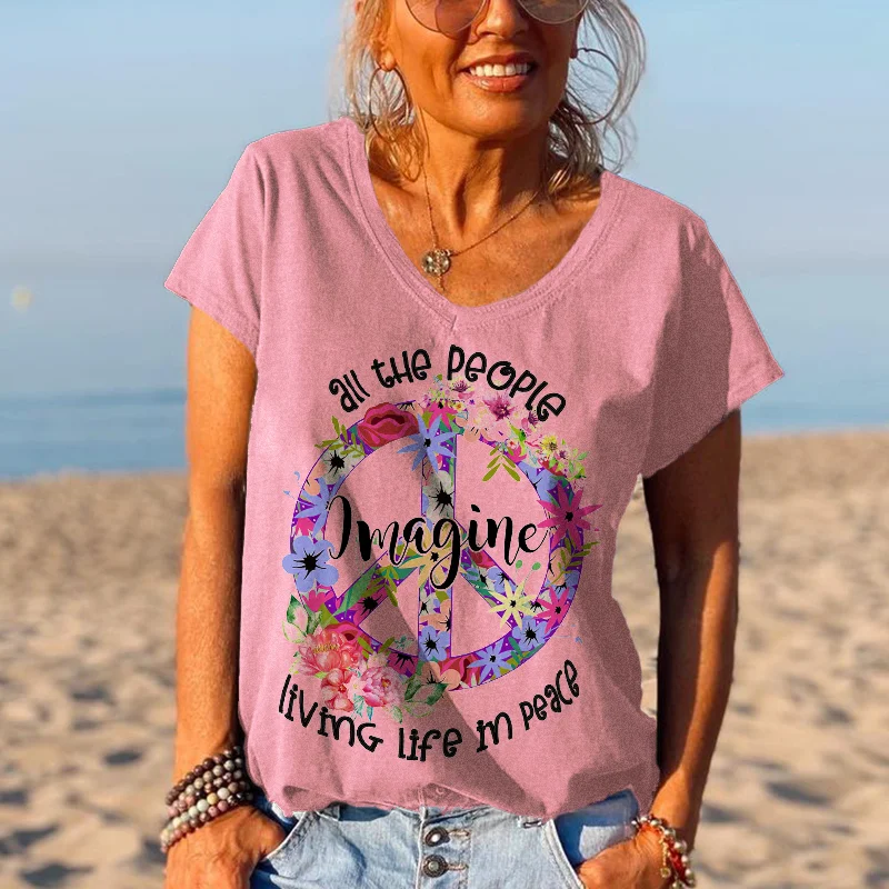 All the people living life m peace Graphic Tees