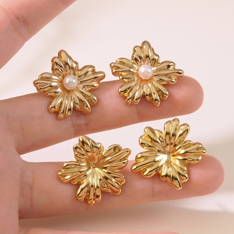 1 Pair Cute Sweet Small Bead Flower Floral 304 Stainless Steel Imitation Gold  Ear Studs