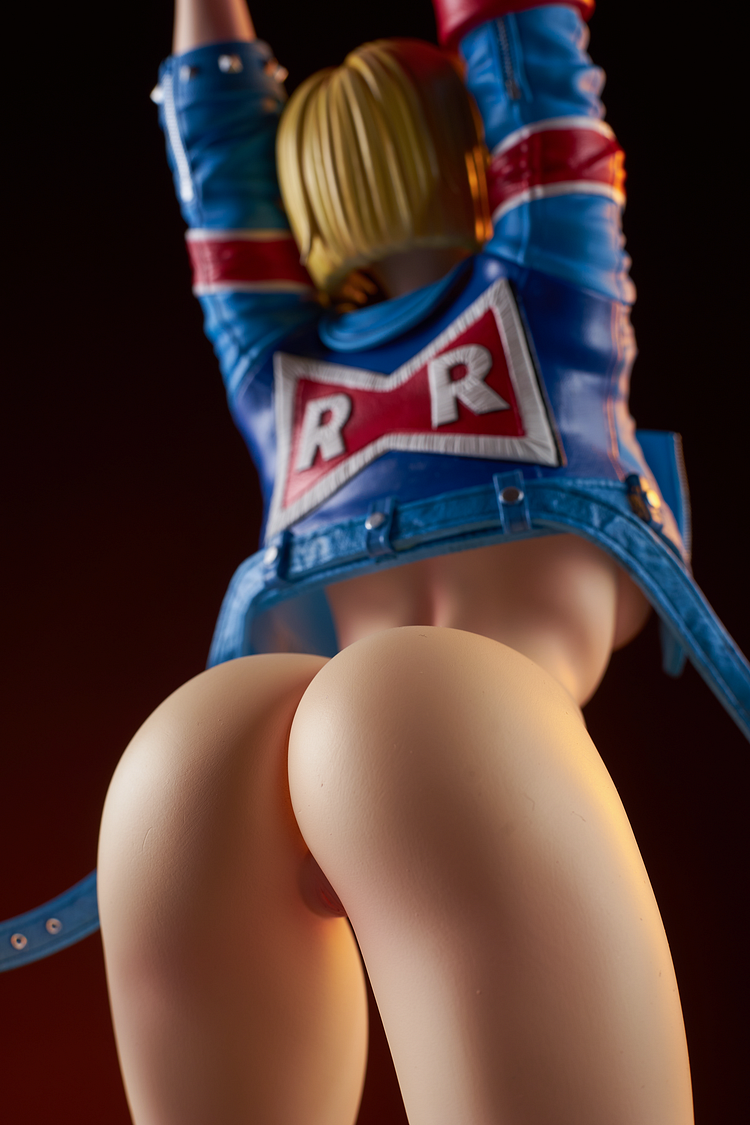 PRE-ORDER Lazy Dog Studio - Dragon Ball & Street Fighter II: The World  Warrior Killer Bee - Cammy & Android 18 1/4 Statue(GK)(Adult18+)