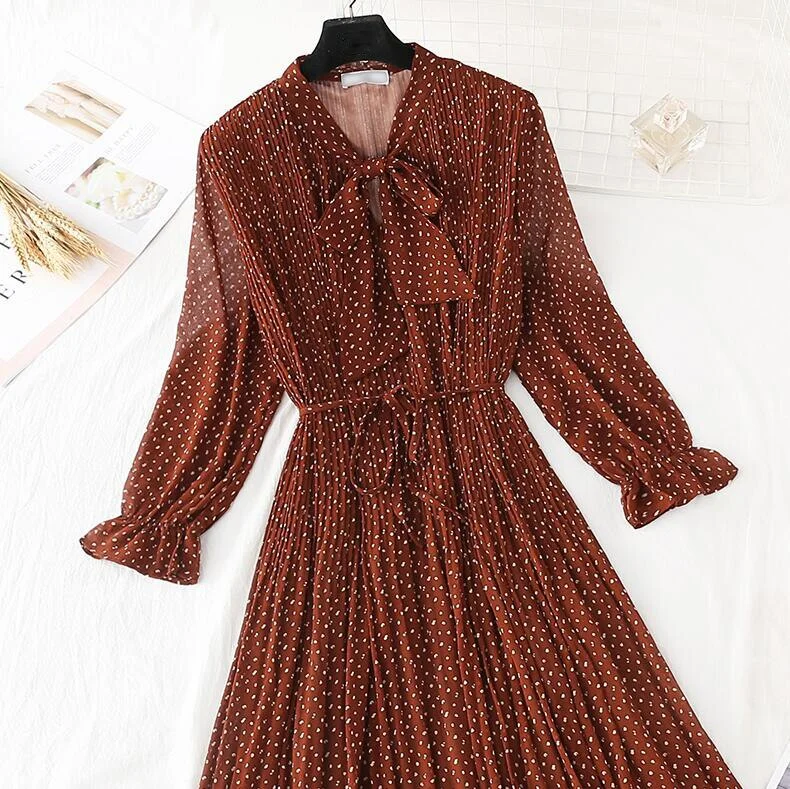 2020 Elegant Women Dress Vintage Bow Polka Dot Print Loose Midi Dress Female Casual Ruffles Pleated Chiffon Dresses Vestidos