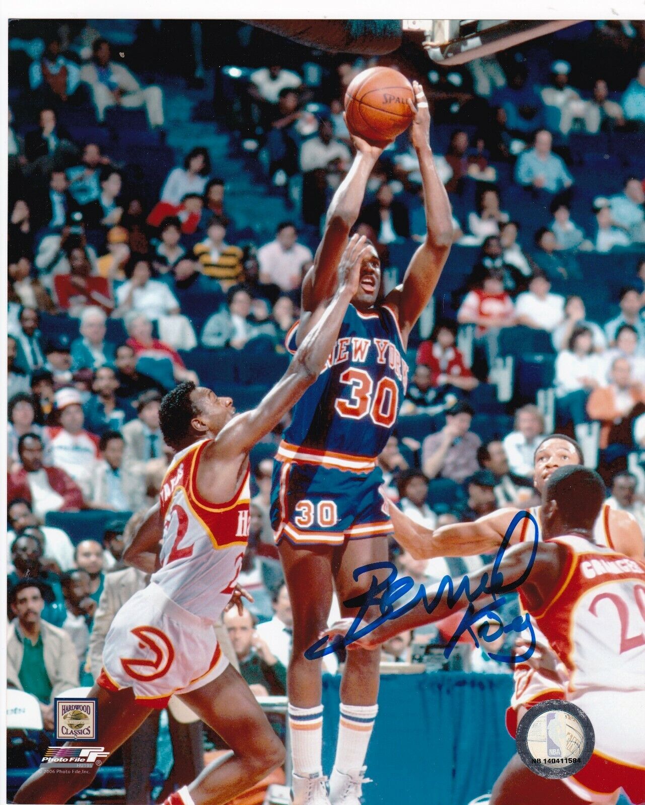 BERNARD KING NEW YORK KNICKS ACTION SIGNED 8x10