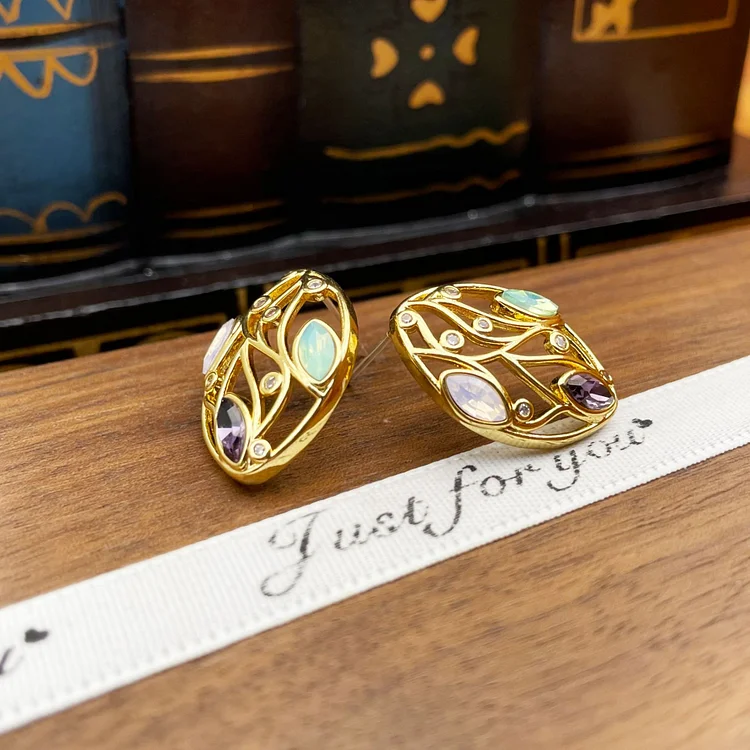 Hollow Line Leaf Earrings