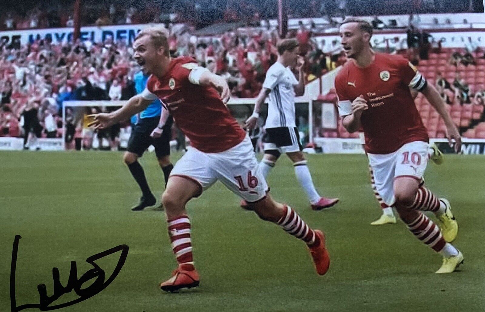 Luke Thomas Genuine Hand Signed Barnsley 6X4 Photo Poster painting