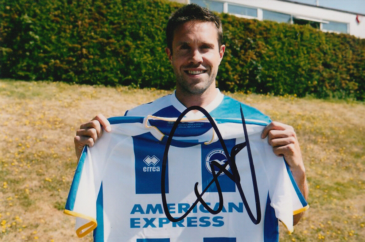 BRIGHTON HAND SIGNED MATTHEW UPSON 6X4 Photo Poster painting 3.