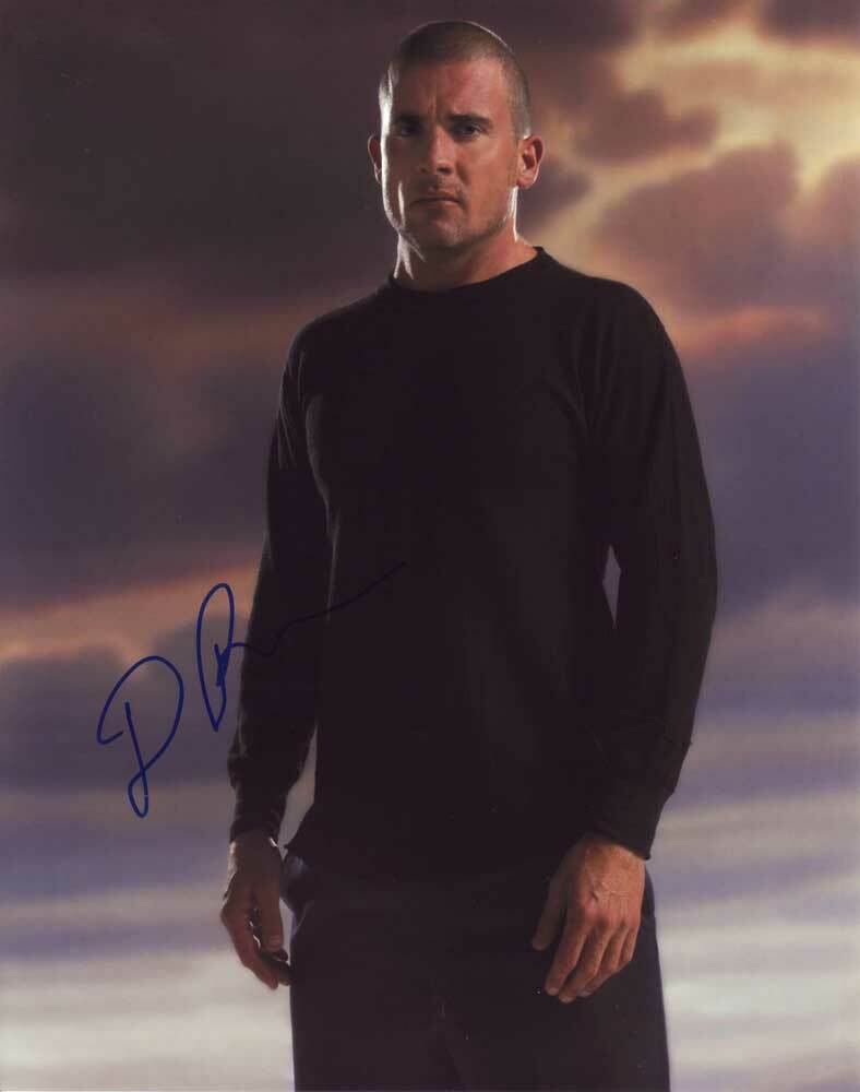 Dominic Purcell In-person AUTHENTIC Autographed Photo Poster painting SHA #74103