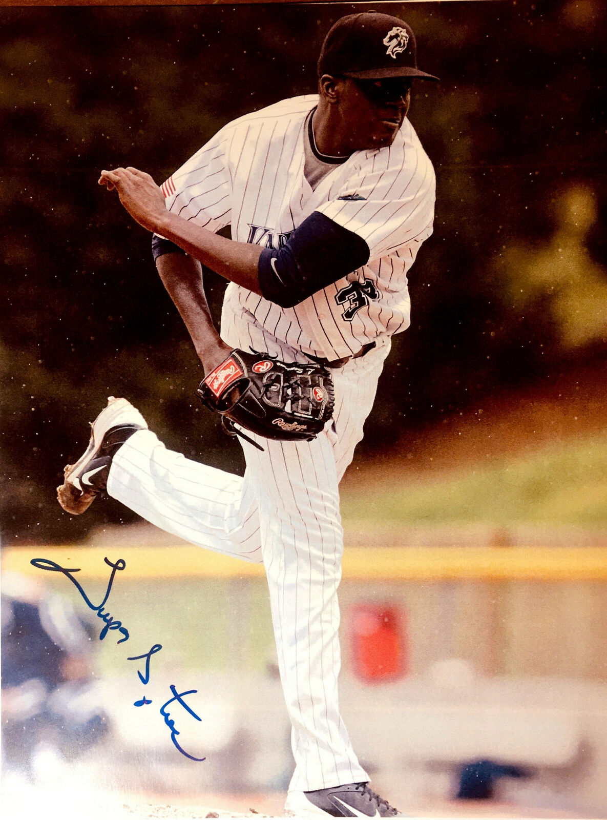 Leyson Sèptimo Signed 8x10 Photo Poster painting Sox Dragons Autograph Auto