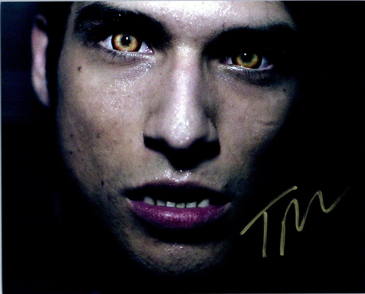 Tyler Posey signed 8x10 Photo Poster painting Pic autographed Picture with COA